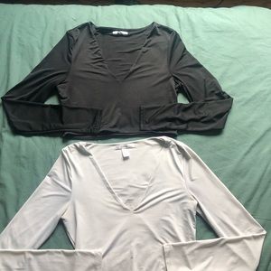Long sleeved cropped shirts